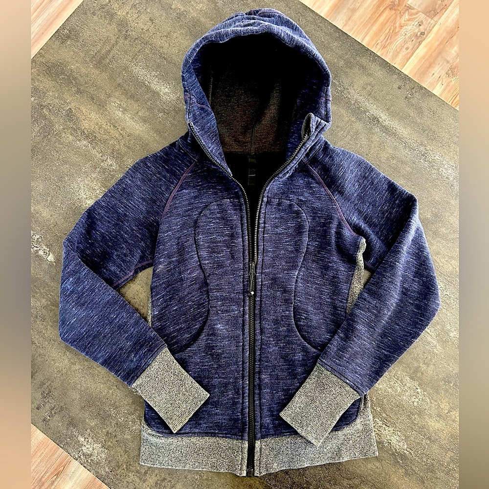 Lululemon Woman’s Scuba Hoodie - Gray Size 2